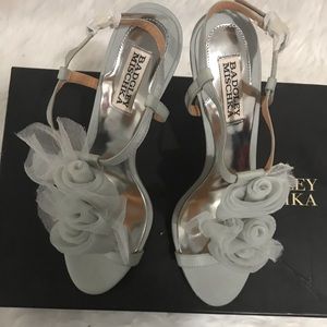 badgley mischka shoes size 8